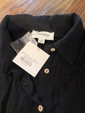 Mittoshop Black Button-Front Women's Shirt